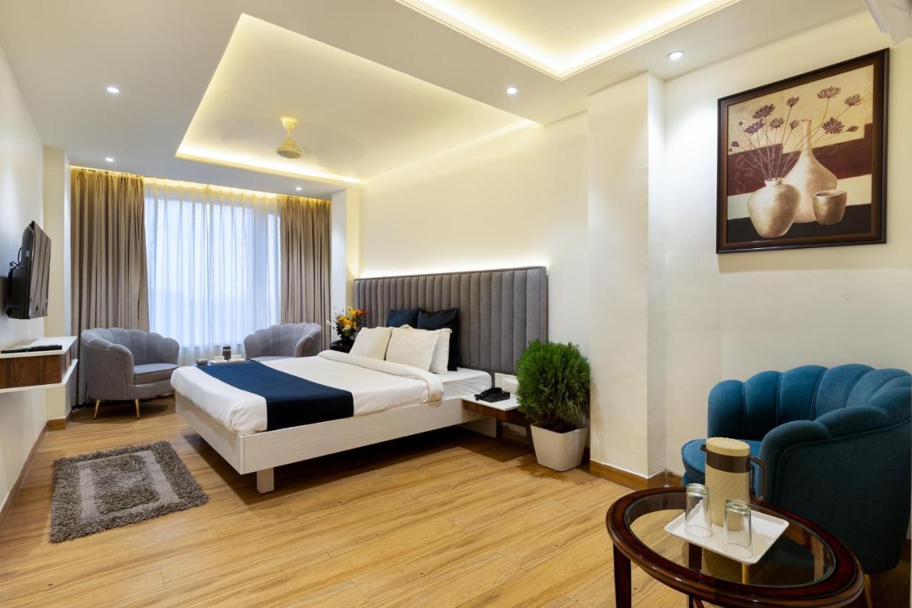 Hotel Morya Meghdoot, Бхопал Экстерьер фото